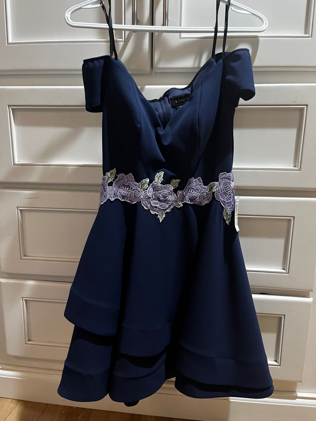 Size 4 Homecoming Off The Shoulder Lace Navy Blue Ball Gown on Queenly