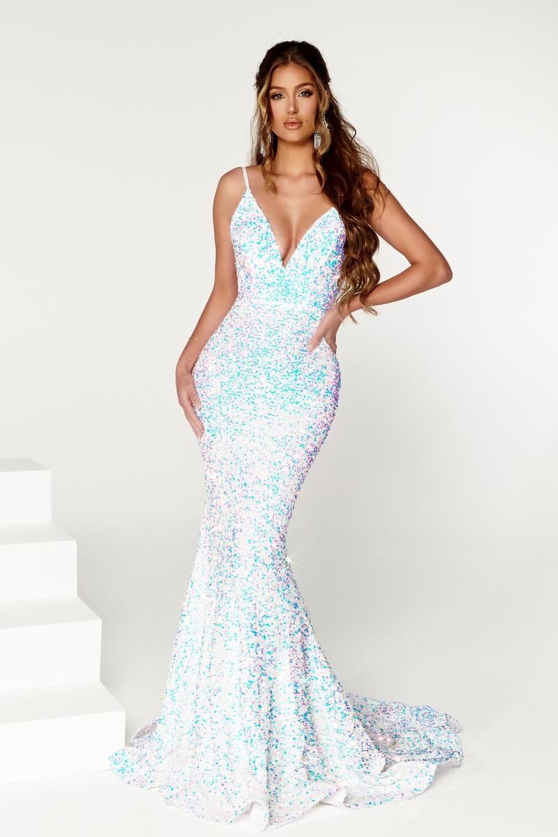 Style PS21235 Portia and Scarlett Size 10 Prom White Mermaid Dress on Queenly