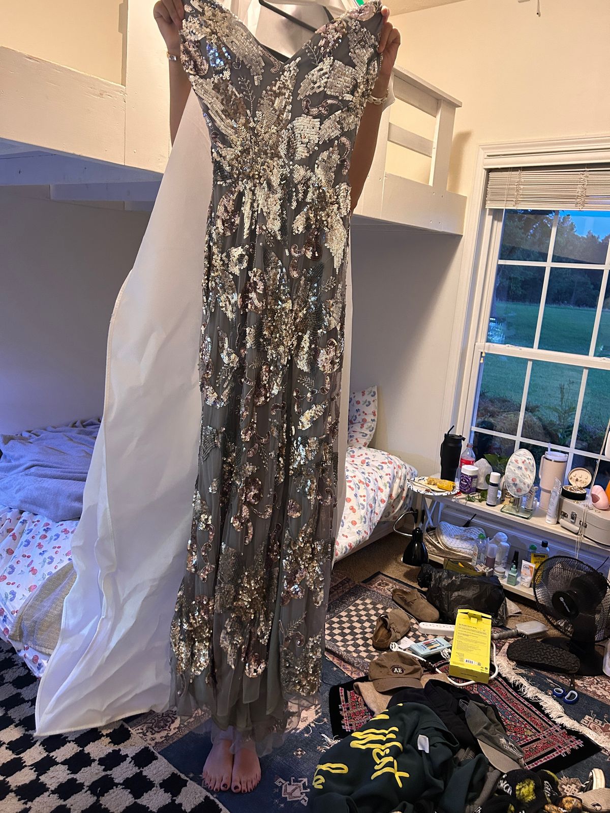 Primavera Size 4 Prom Plunge Silver Side Slit Dress on Queenly