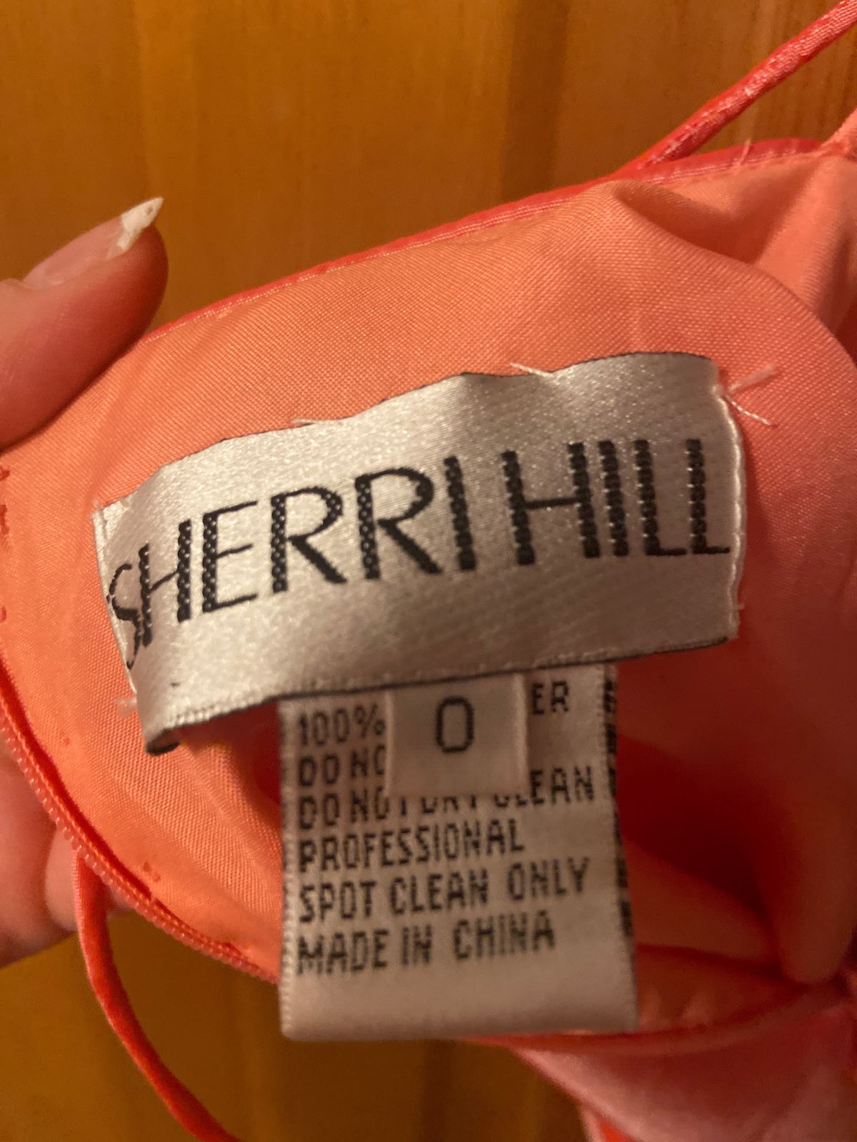Sherri Hill Size 0 Prom Coral A-line Dress on Queenly