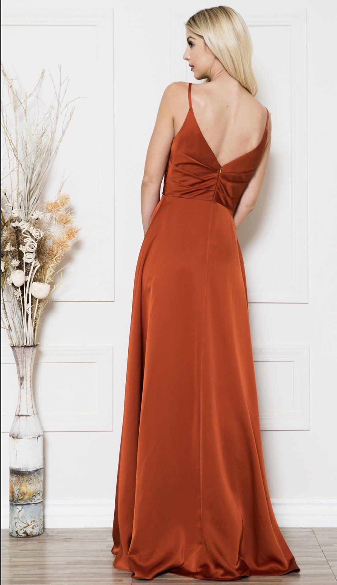 Amelia Couture Size 8 Prom Plunge Orange Side Slit Dress on Queenly