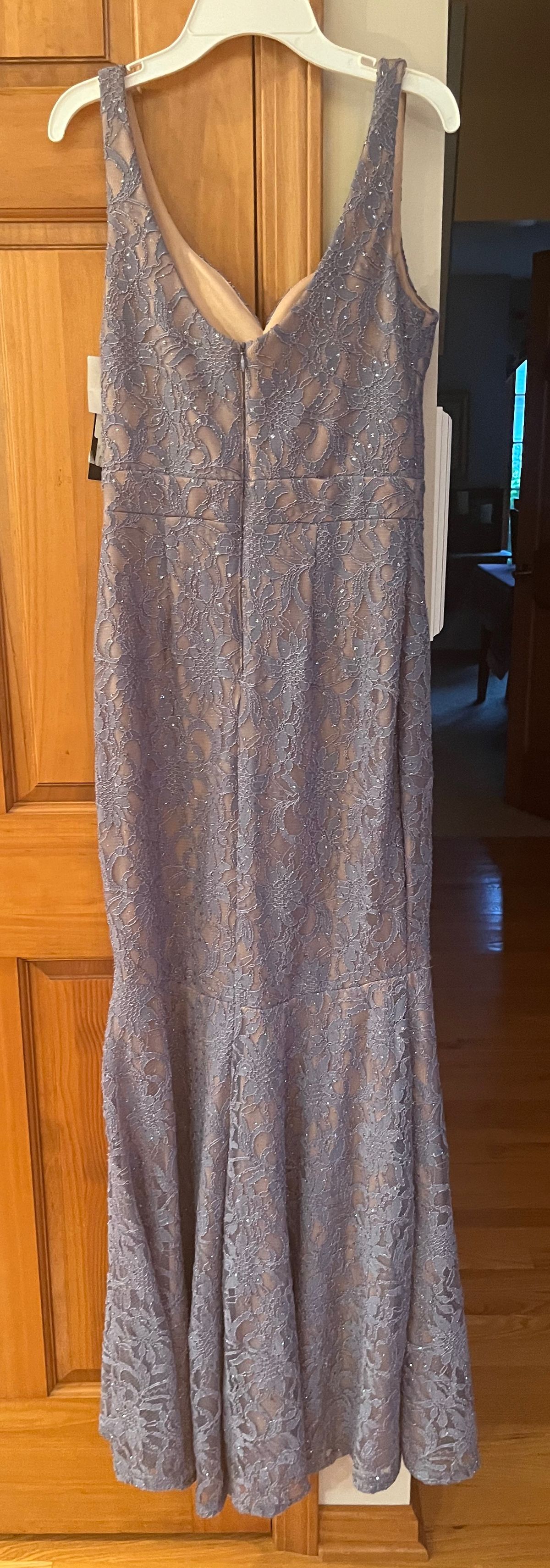 Size 8 Prom Plunge Blue Mermaid Dress on Queenly