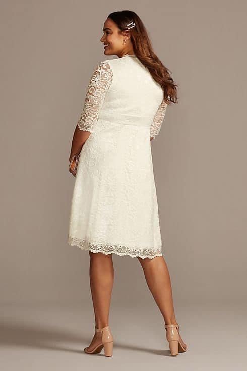 Plus Size 32 White A-line Dress on Queenly