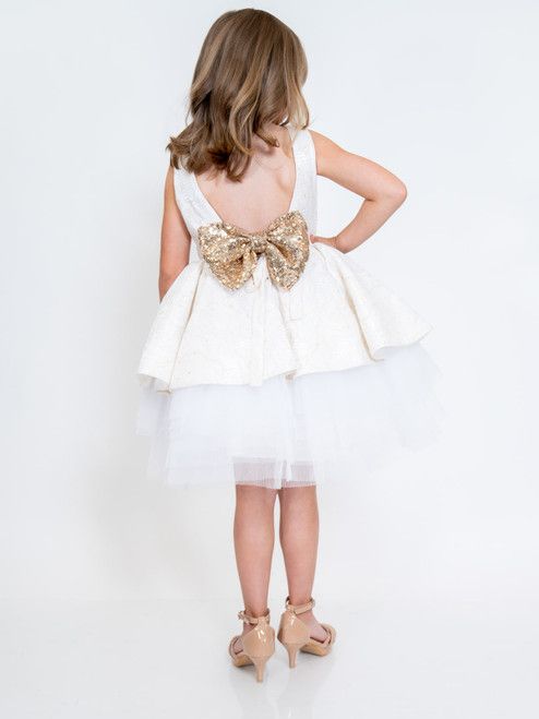 Style 5081 Marc Defang Girls Size 7 Pageant Lace White Cocktail Dress on Queenly