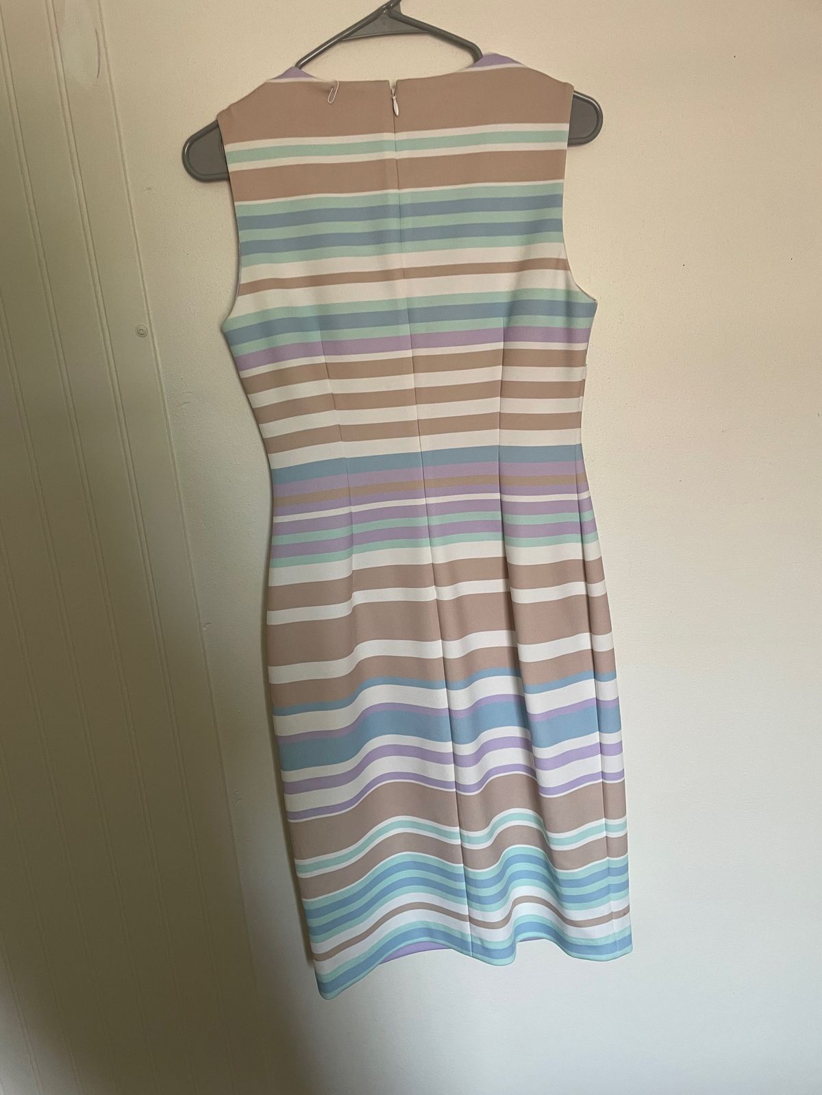 Calvin Klein Size 6 Pageant Interview High Neck Multicolor A-line Dress on Queenly