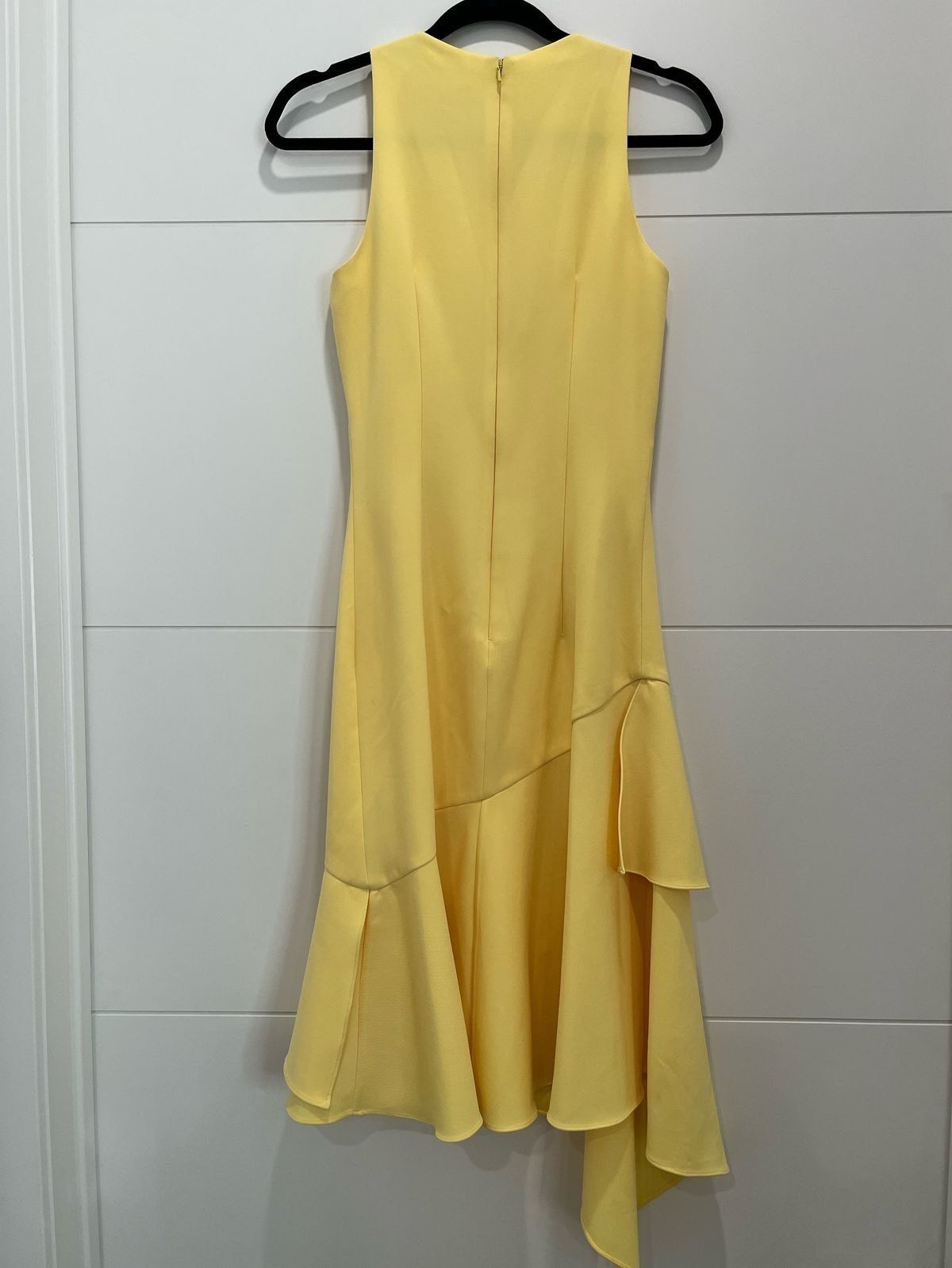 Theia Size 2 Pageant Yellow Cocktail Dress on Queenly