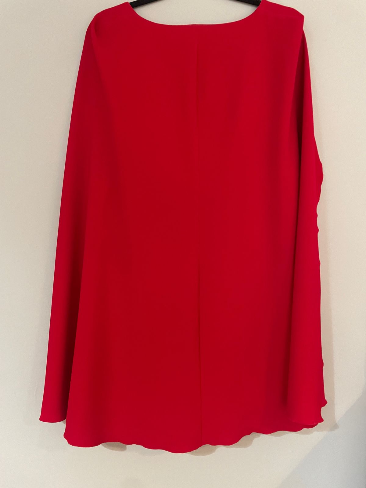 Size 8 Cap Sleeve Red Cocktail Dress on Queenly