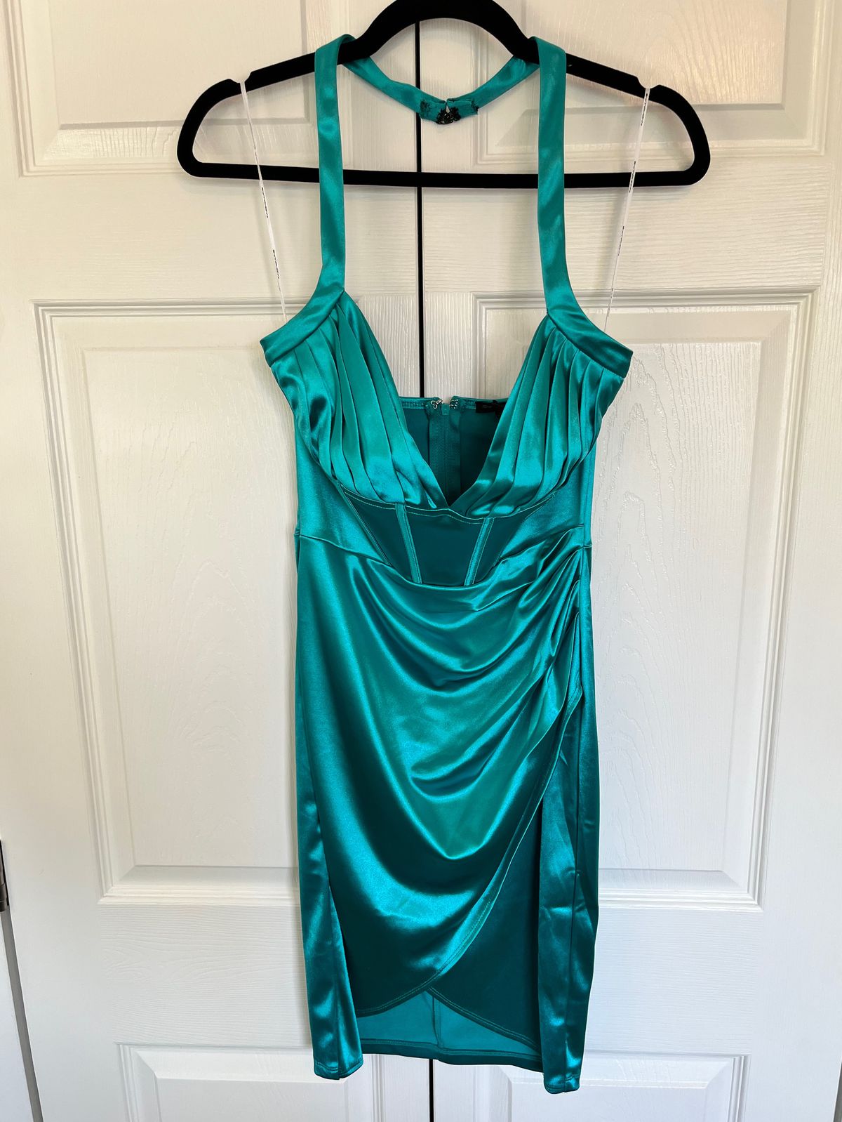 Size S Halter Green Cocktail Dress on Queenly