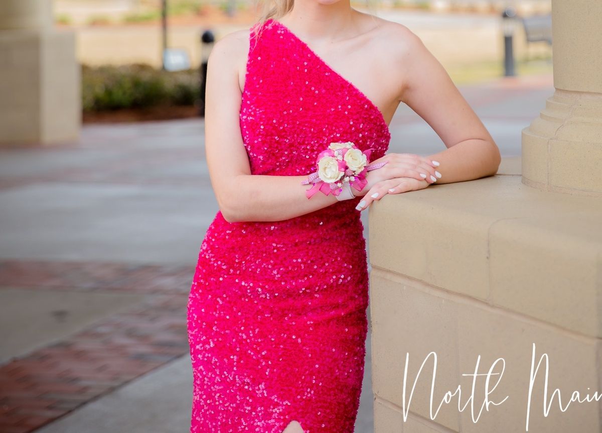 Size S Prom One Shoulder Pink Side Slit Dress on Queenly