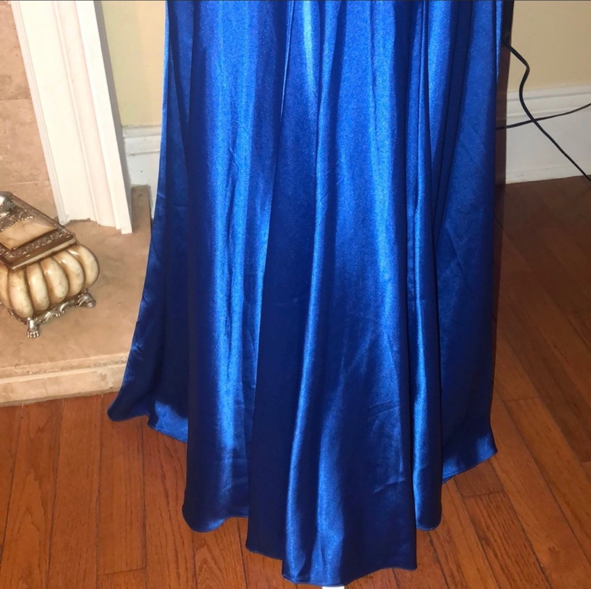 Size 4 Prom Plunge Blue A-line Dress on Queenly