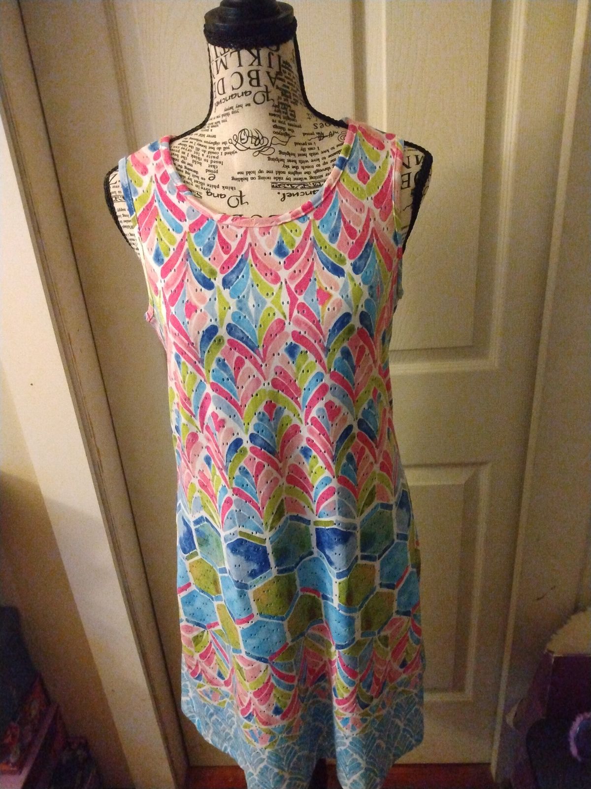Size 4 Wedding Guest Multicolor A-line Dress on Queenly