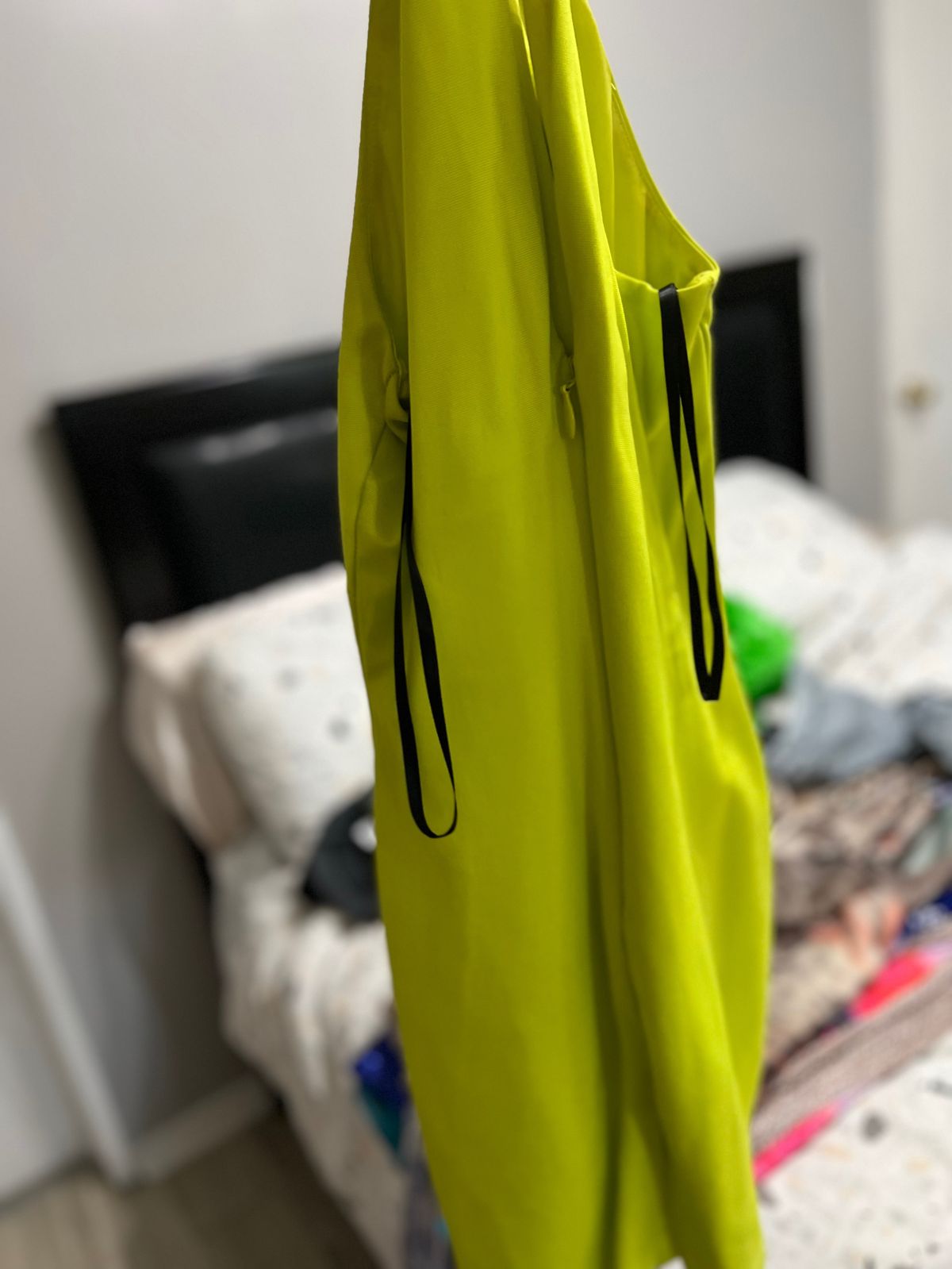 Bebe Size 4 Nightclub Green Cocktail Dress on Queenly
