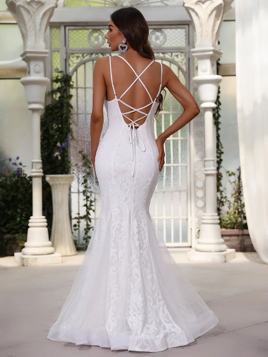 Style FSWD0673 Faeriesty Size 4 White Mermaid Dress on Queenly
