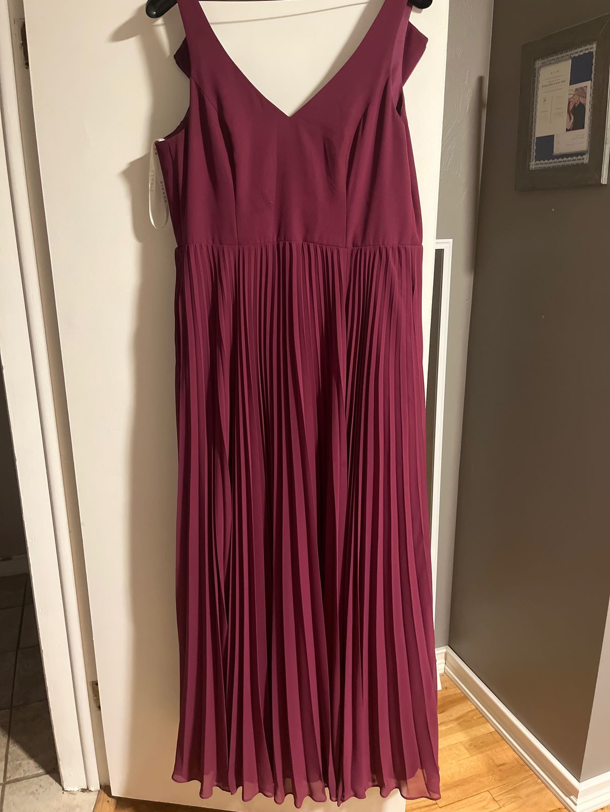 Size 14 Plunge Purple A-line Dress on Queenly