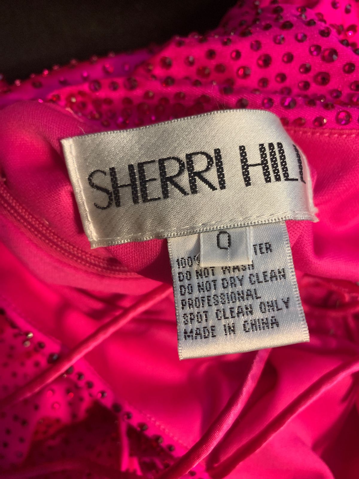Sherri Hill Size 0 Prom Plunge Pink Cocktail Dress on Queenly