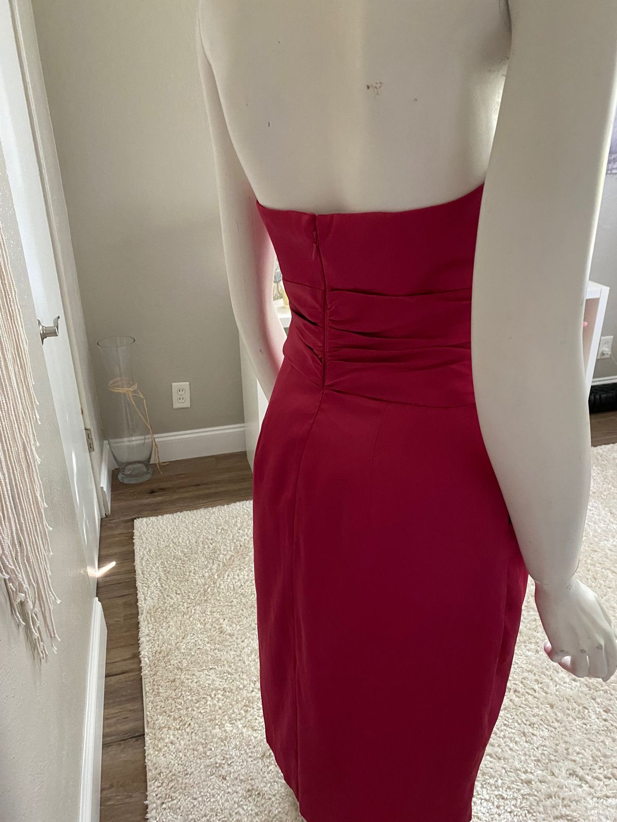 David's Bridal Size 4 Prom Strapless Red Cocktail Dress on Queenly
