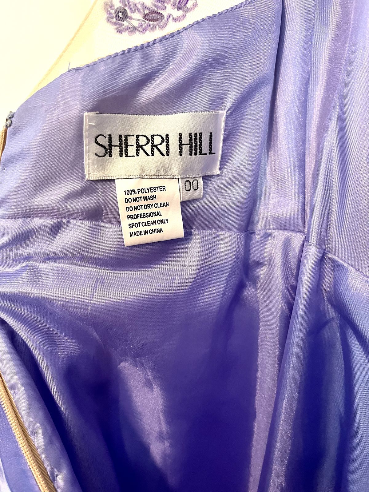 Style 1933 Sherri Hill Size 00 Purple Floor Length Maxi on Queenly