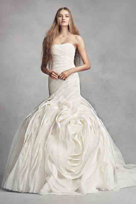 Vera Wang Size 8 Wedding White Ball Gown on Queenly