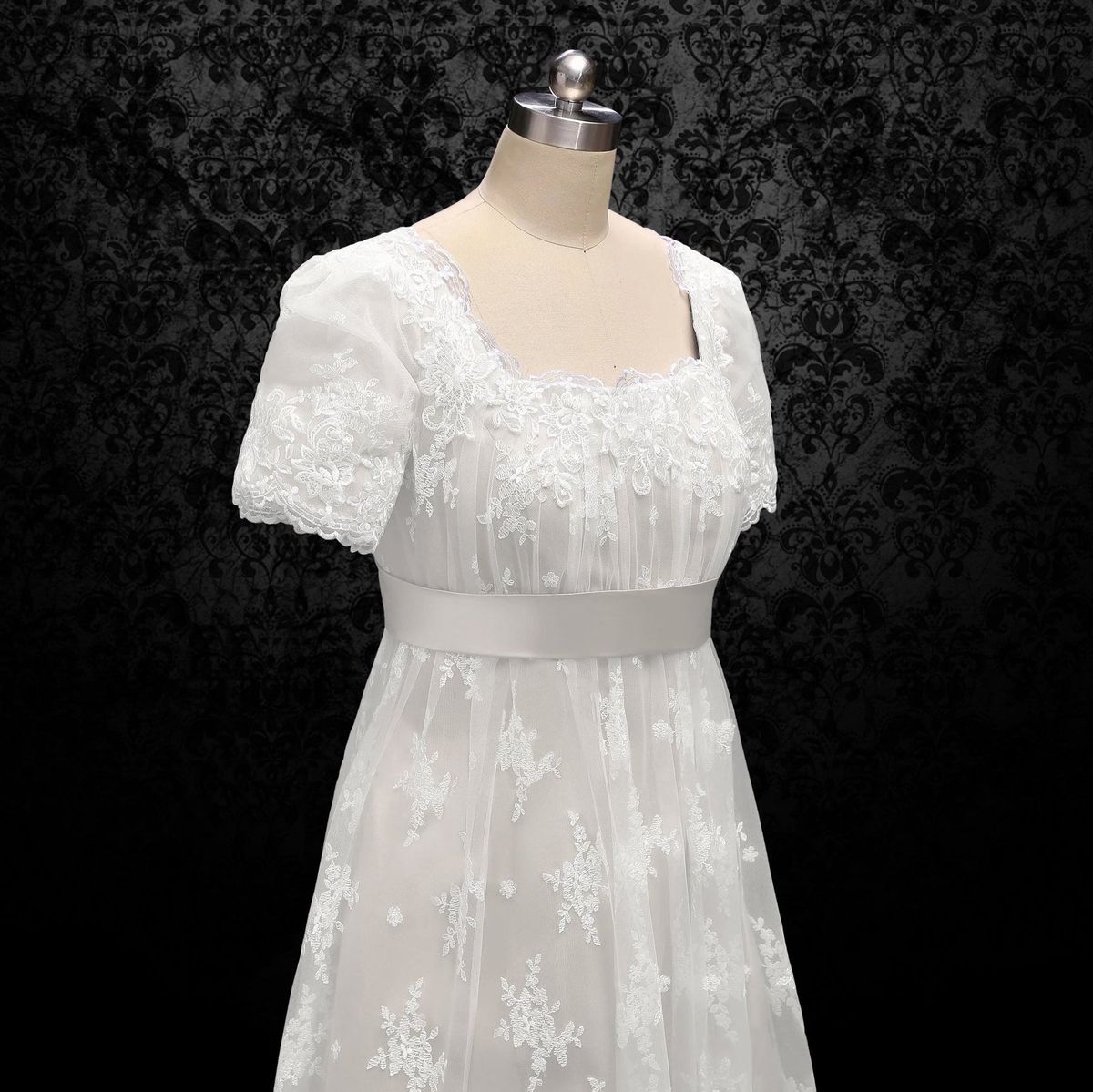 Wonderland By Lilian Plus Size 16 Prom Lace White A-line Dress on Queenly