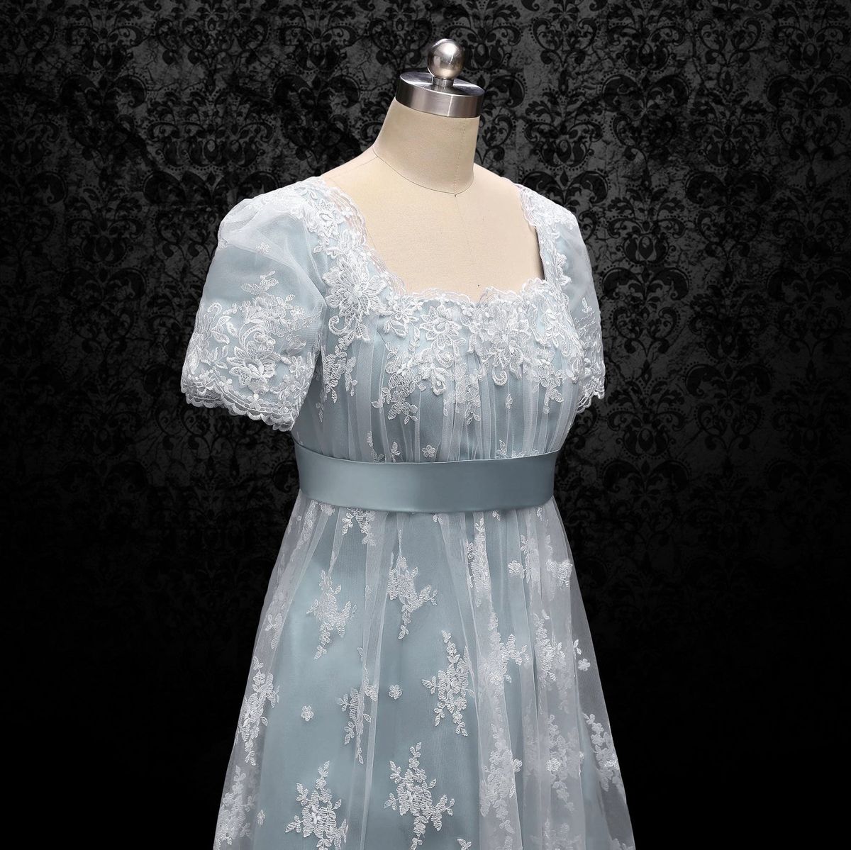 Wonderland By Lilian Size 0 Lace Blue A-line Dress on Queenly