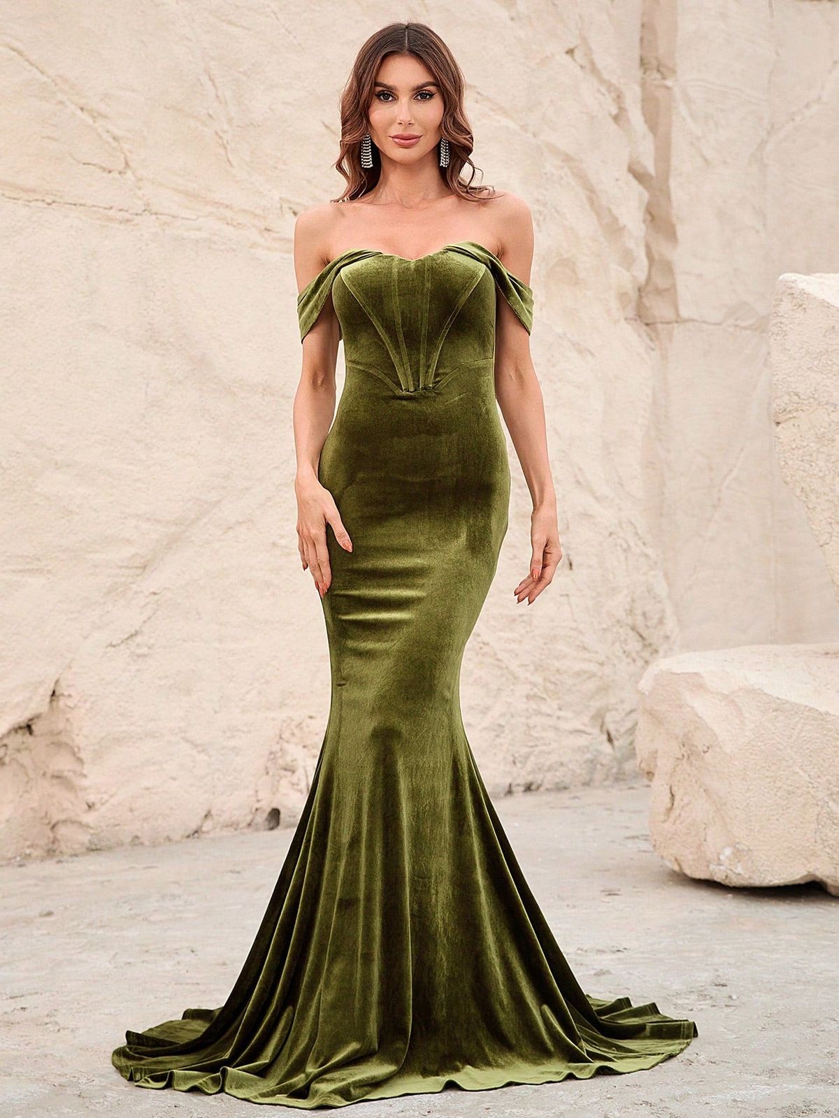 Style FSWD0911 Faeriesty Size S Off The Shoulder Velvet Green Mermaid Dress on Queenly