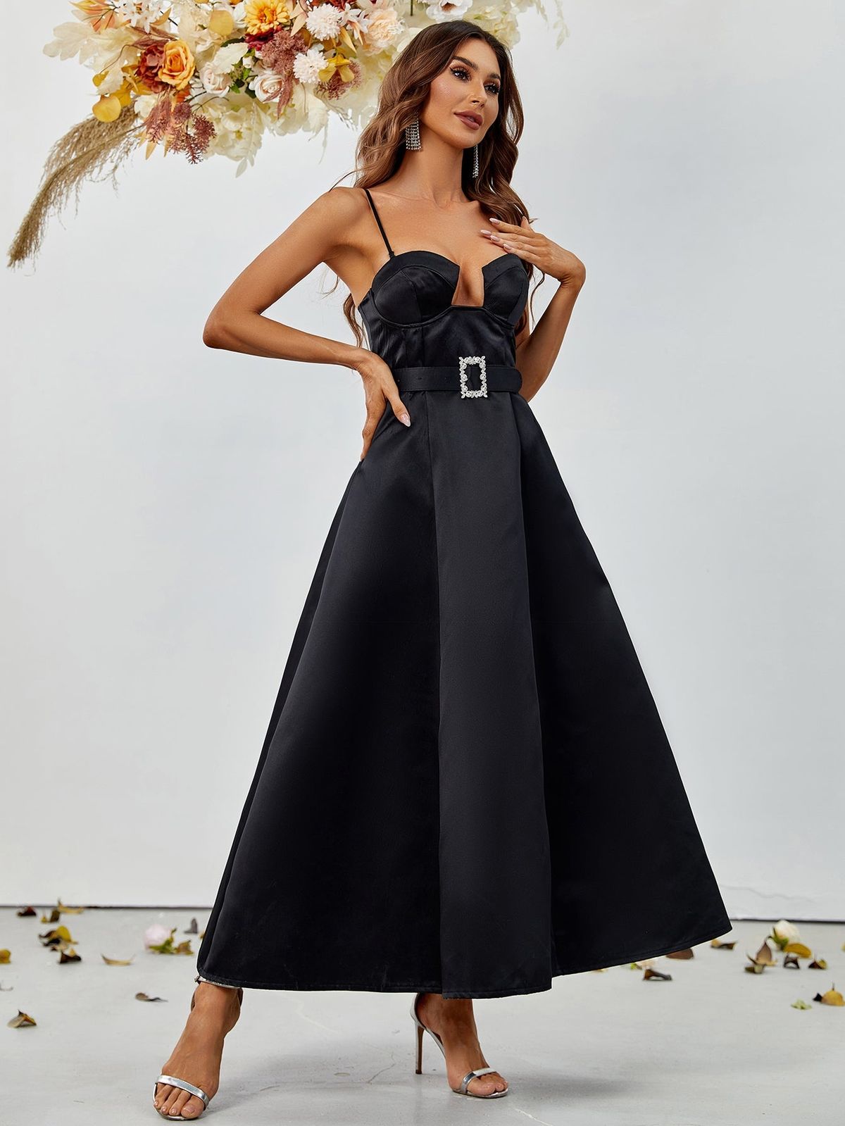 Style FSWD1711 Faeriesty Size M Black A-line Dress on Queenly