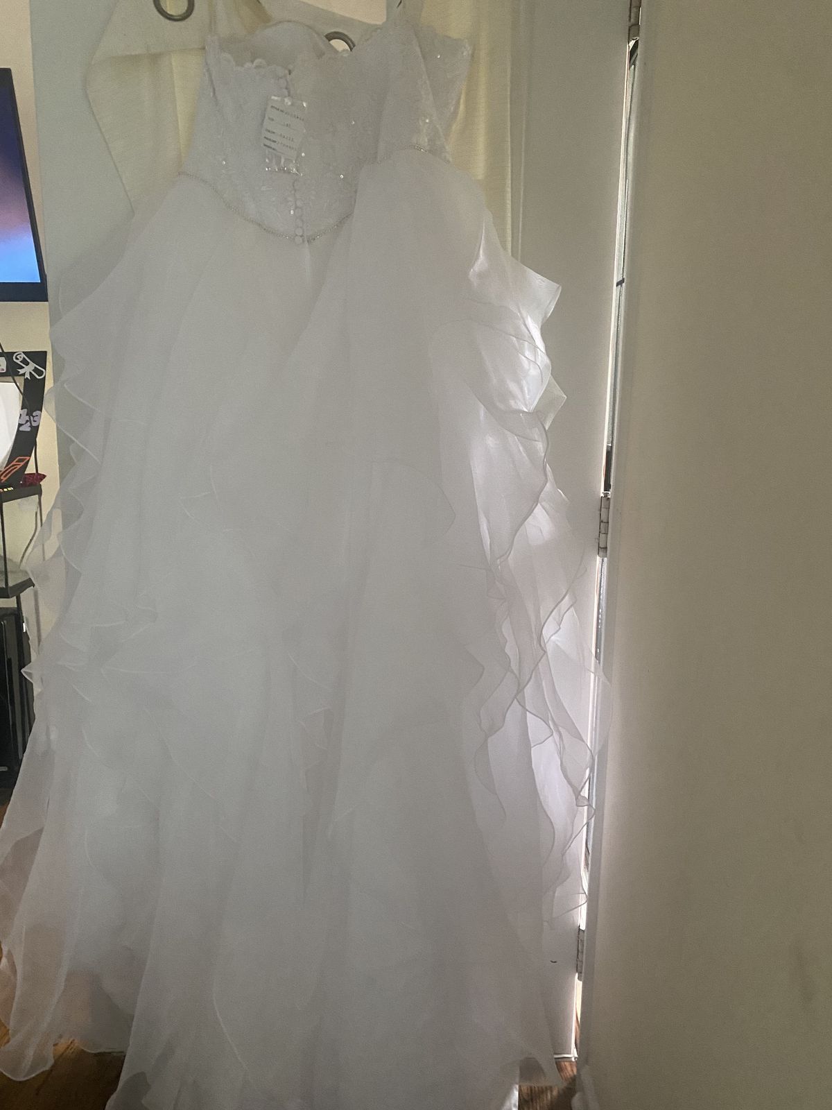 Plus Size 16 Wedding Strapless Lace White Ball Gown on Queenly