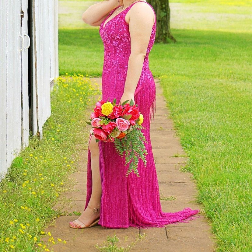 Style Prom/ Pageant Dress Primavera Size 12 Prom Plunge Sequined Hot Pink Side Slit Dress on Queenly