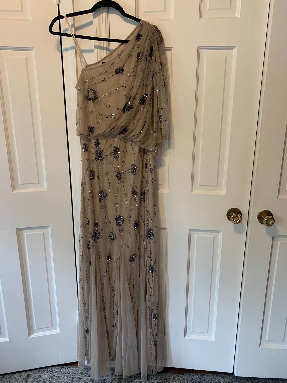 Adrianna Papell Size 10 One Shoulder Silver Mermaid Dress on Queenly
