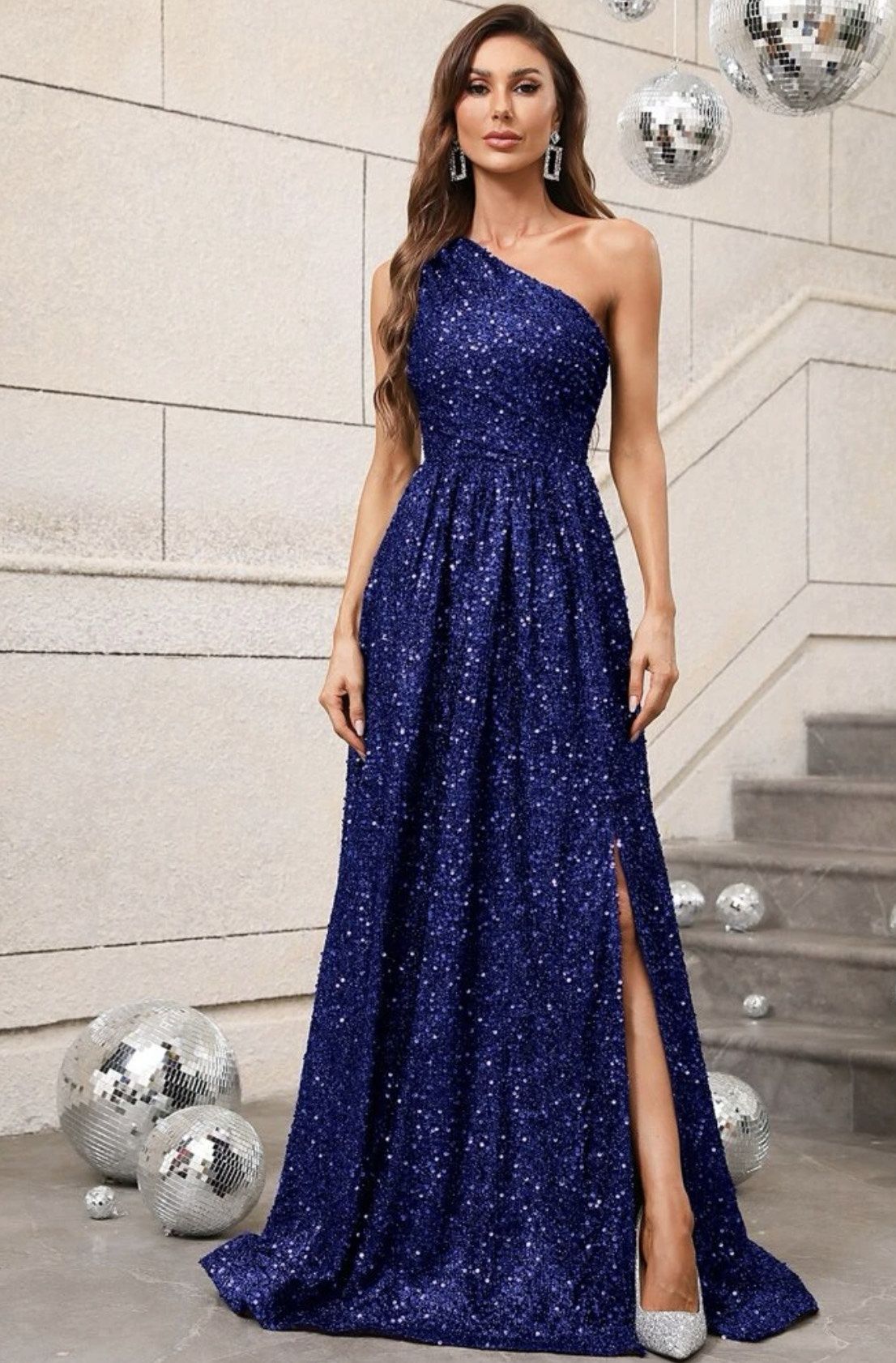 Size M One Shoulder Blue Ball Gown on Queenly