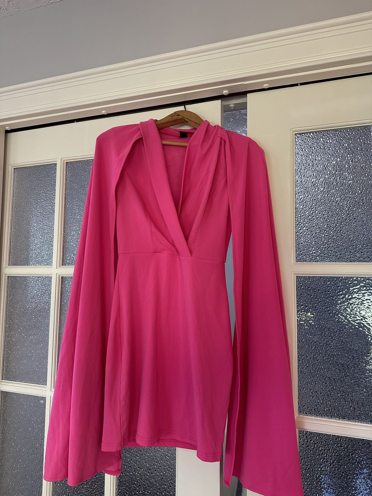 Size 0 Pageant Long Sleeve Pink Cocktail Dress on Queenly