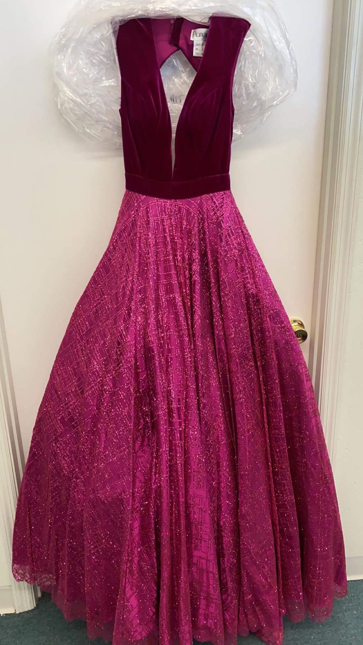 Panoply Size 2 Prom Plunge Velvet Pink Ball Gown on Queenly