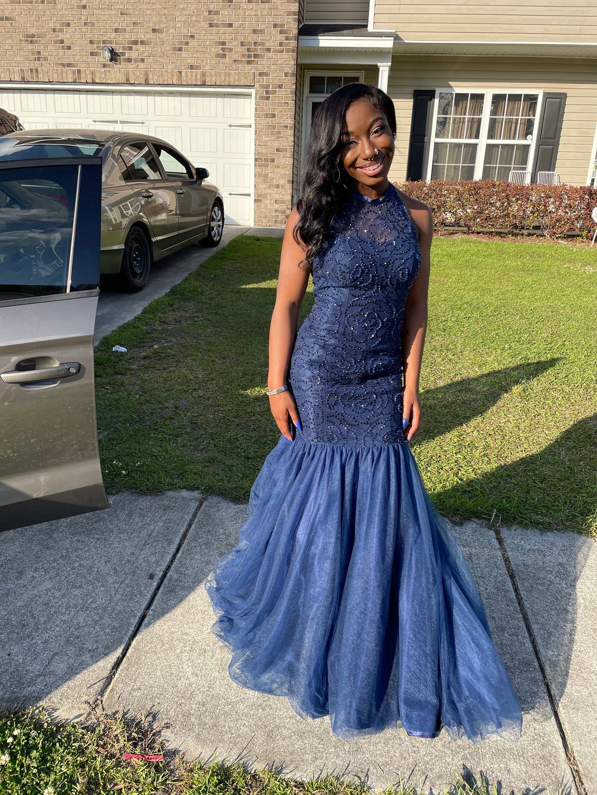 Queenly | Buy and sell prom, pageant, and formal dresses