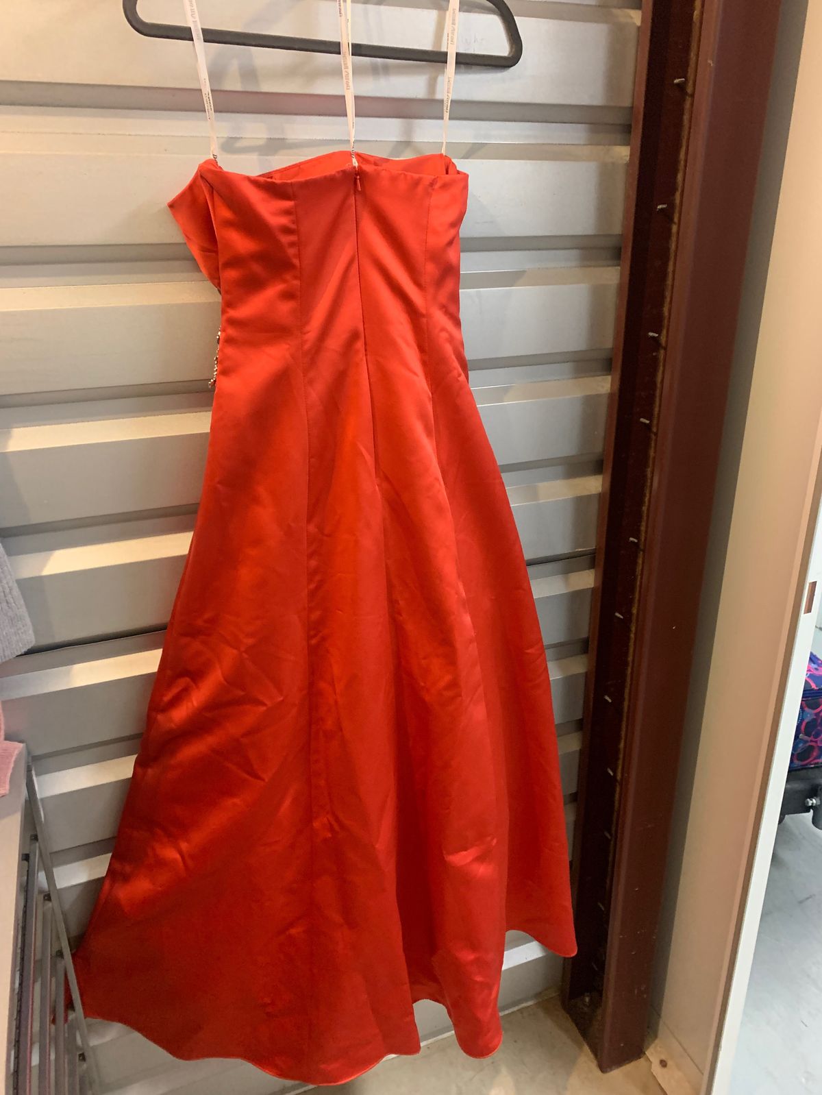 David's Bridal Size 6 Strapless Red Dress With Train on Queenly