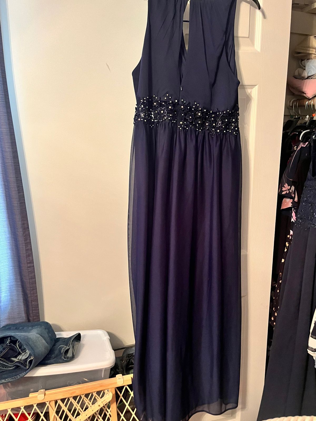 David's Bridal Plus Size 18 Prom High Neck Lace Navy Blue Floor Length Maxi on Queenly
