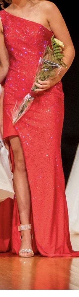 Sherri Hill Size 4 Prom One Shoulder Sequined Red Dress With Train on Queenly