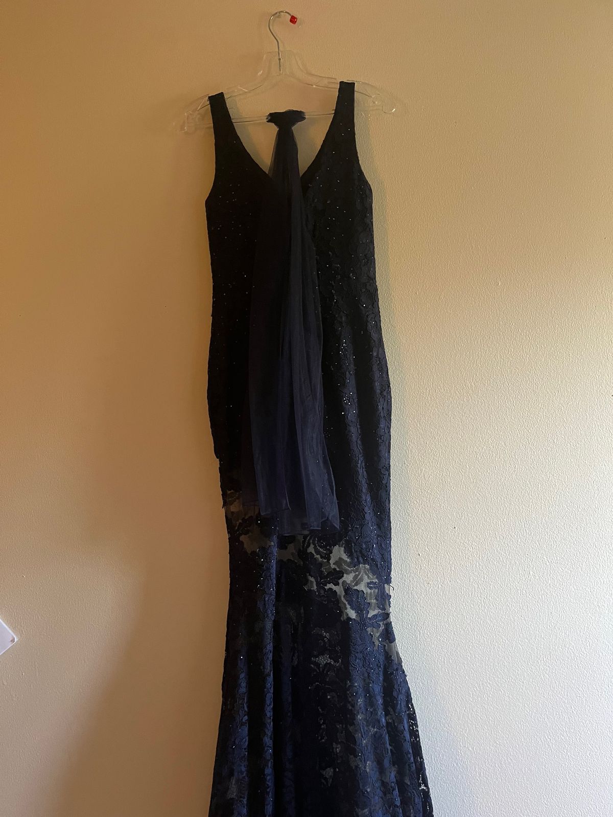 Size XS Prom Plunge Lace Navy Blue Mermaid Dress on Queenly