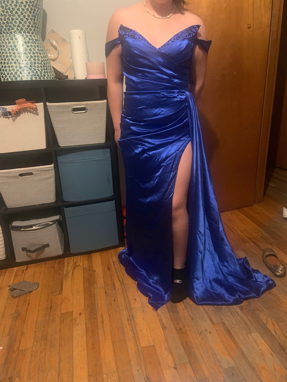 Size 10 Prom Off The Shoulder Royal Blue Mermaid Dress on Queenly
