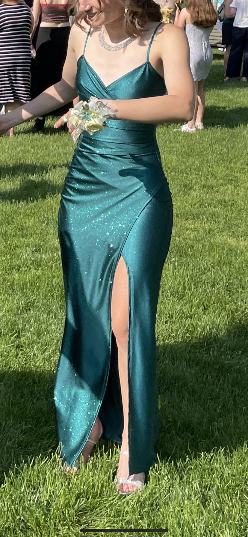 Size 0 Green Side Slit Dress on Queenly