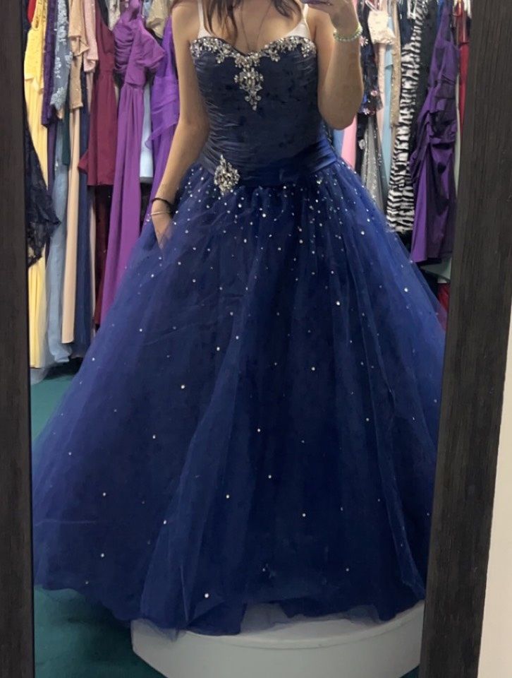Size 8 Prom Strapless Blue Ball Gown on Queenly
