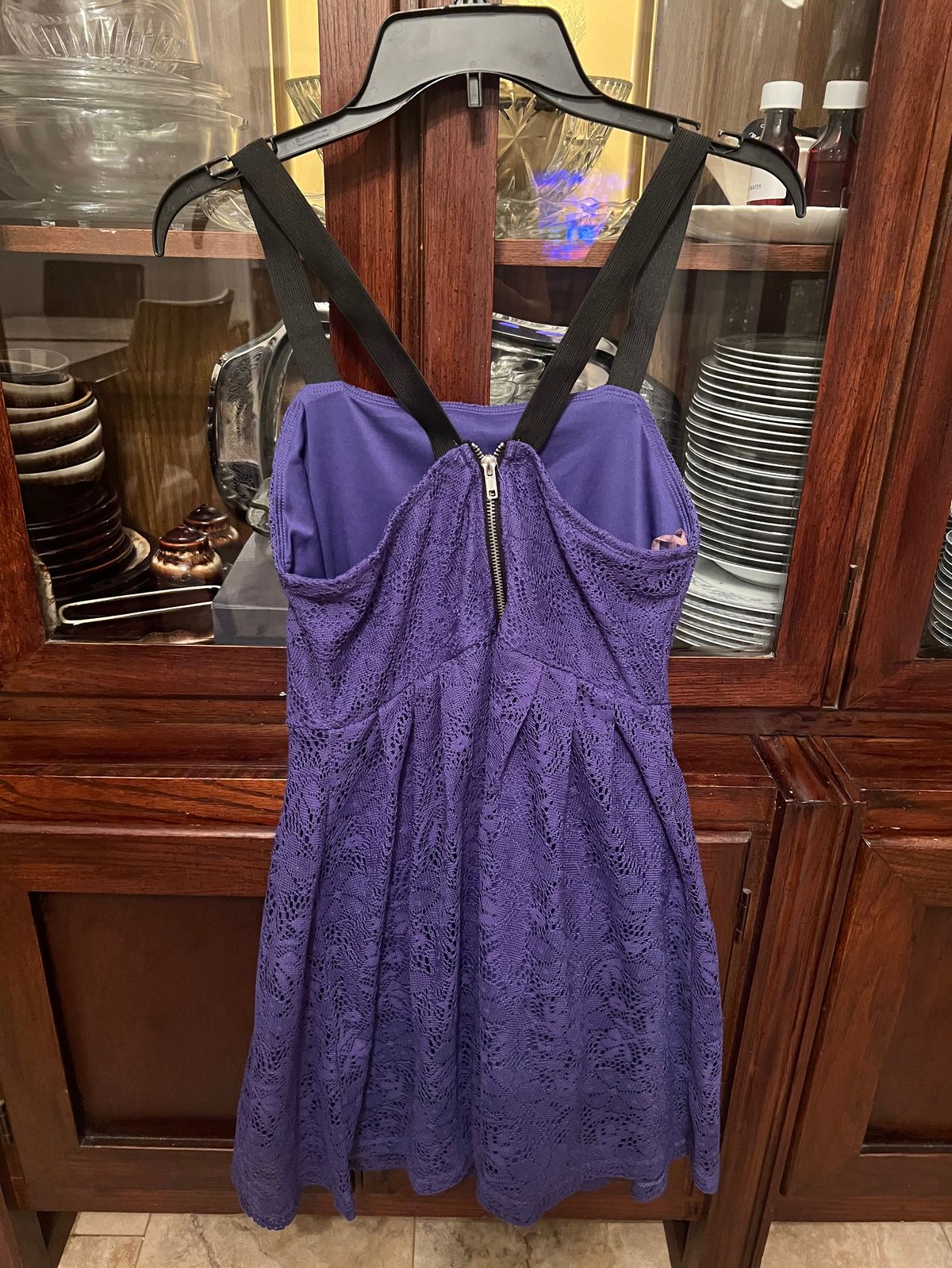 Size 4 Lace Purple Cocktail Dress on Queenly