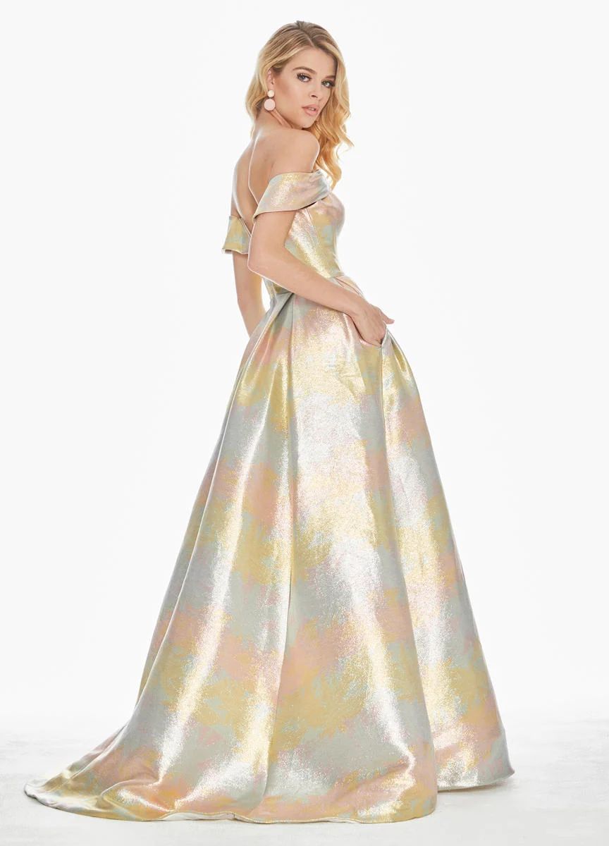 Style 1570 Ashley Lauren Size 4 Off The Shoulder Multicolor A-line Dress on Queenly