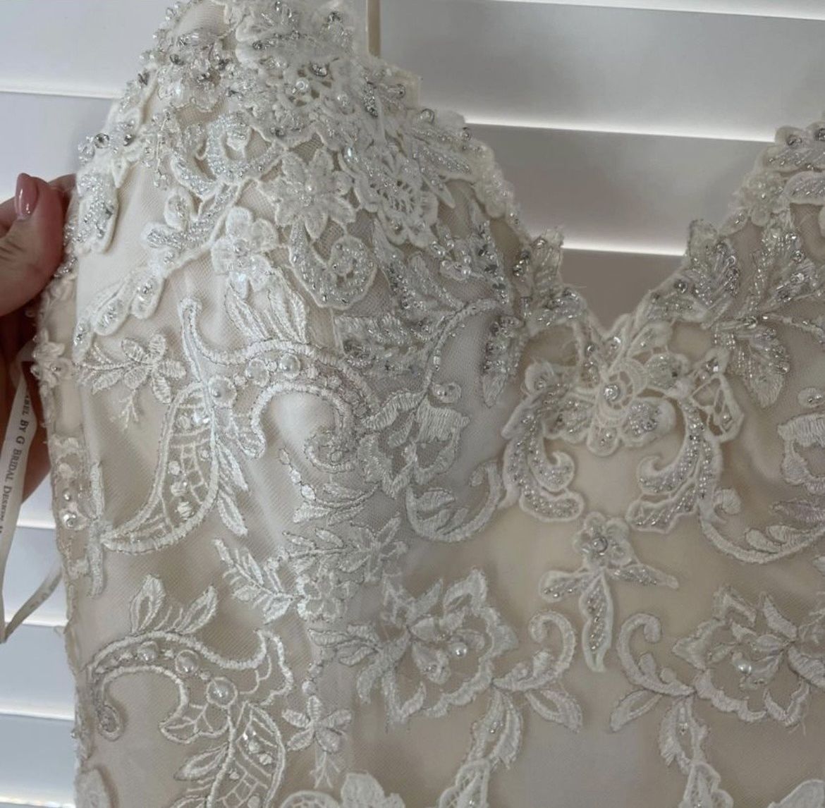 Size 12 Wedding Plunge White Mermaid Dress on Queenly