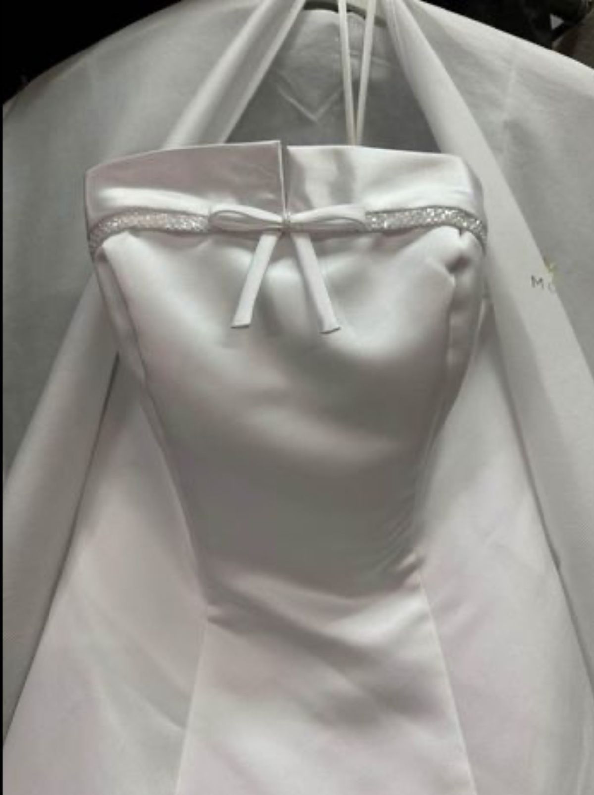 Size 4 Prom Strapless White Dress With Train on Queenly