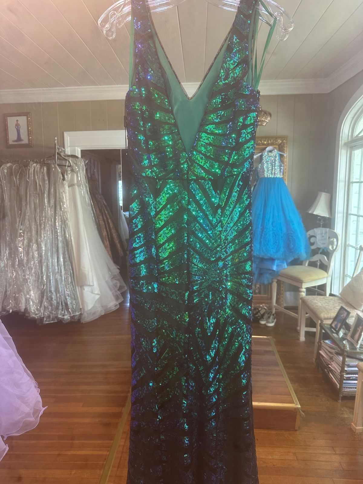 Style 23168 Stella Couture Size 8 Prom Plunge Green Floor Length Maxi on Queenly