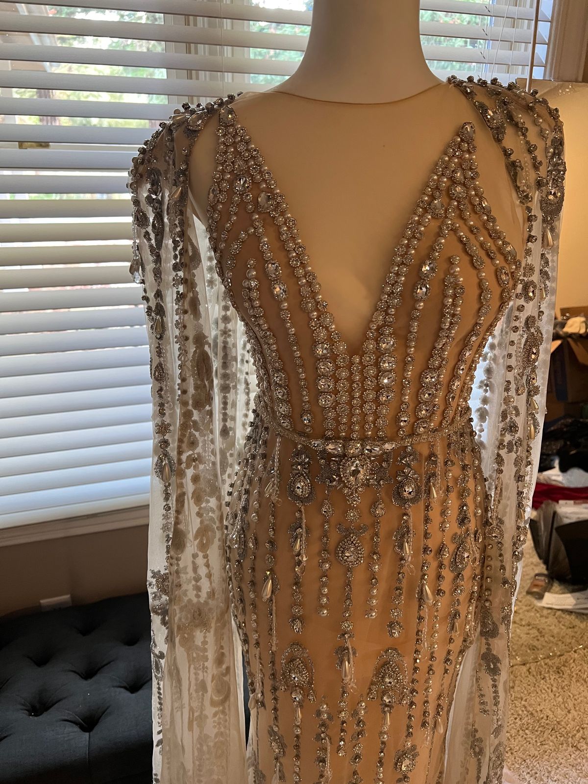 Size 6 Nude Mermaid Dress on Queenly