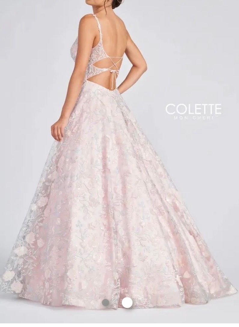 Style CL12232 Colette Size 8 Prom Plunge Pink Ball Gown on Queenly