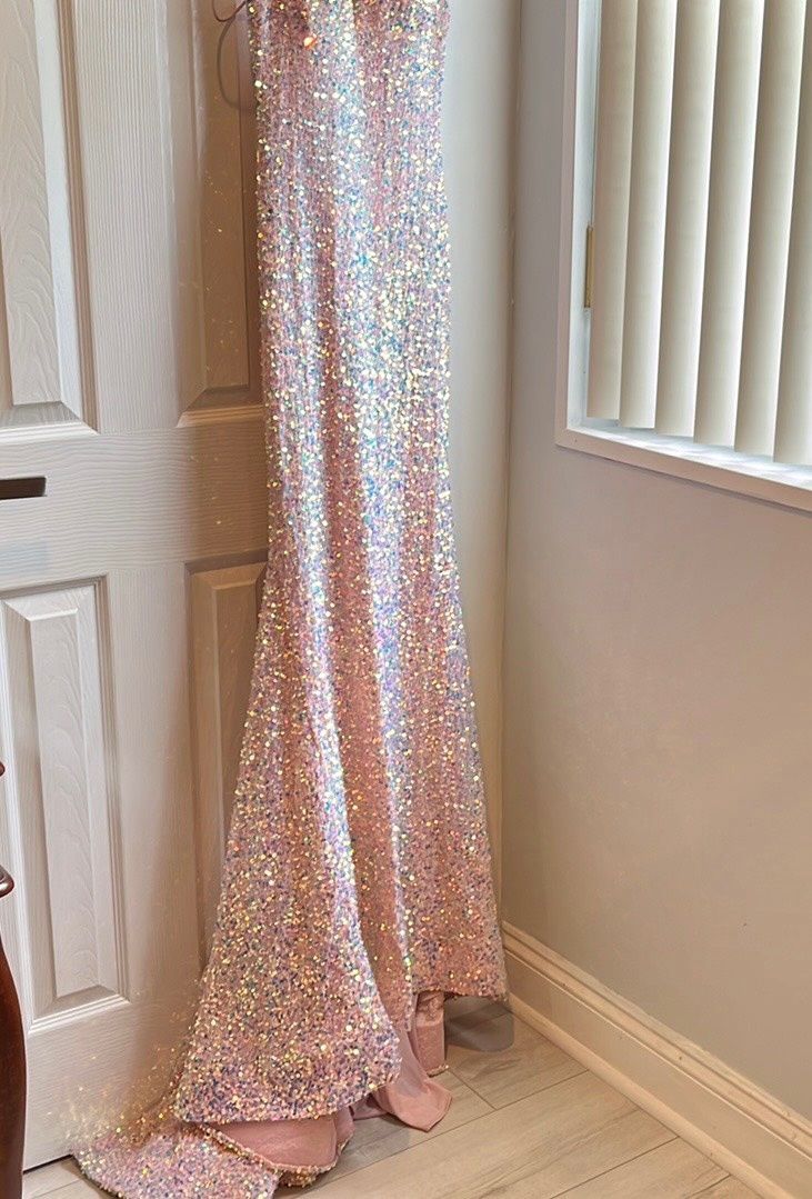 Sherri Hill Size 4 Plunge Pink Mermaid Dress on Queenly