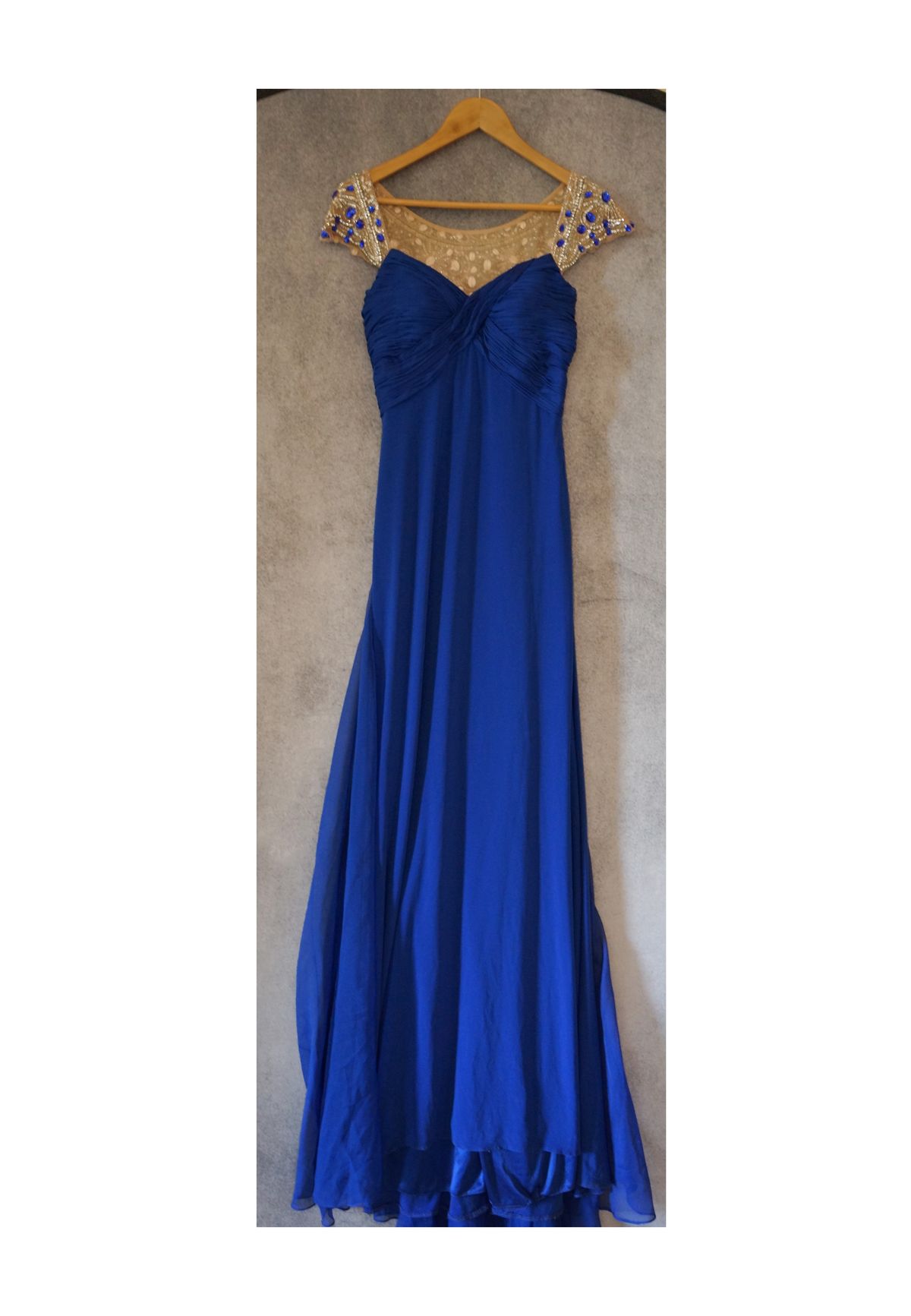 SHERRI HILL Size 6 Prom Sequined Royal Blue Ball Gown on Queenly