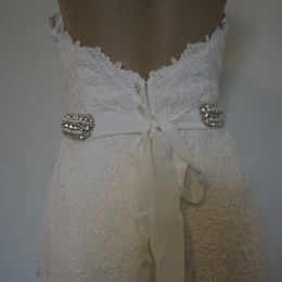 Size 6 Strapless Lace White Mermaid Dress on Queenly